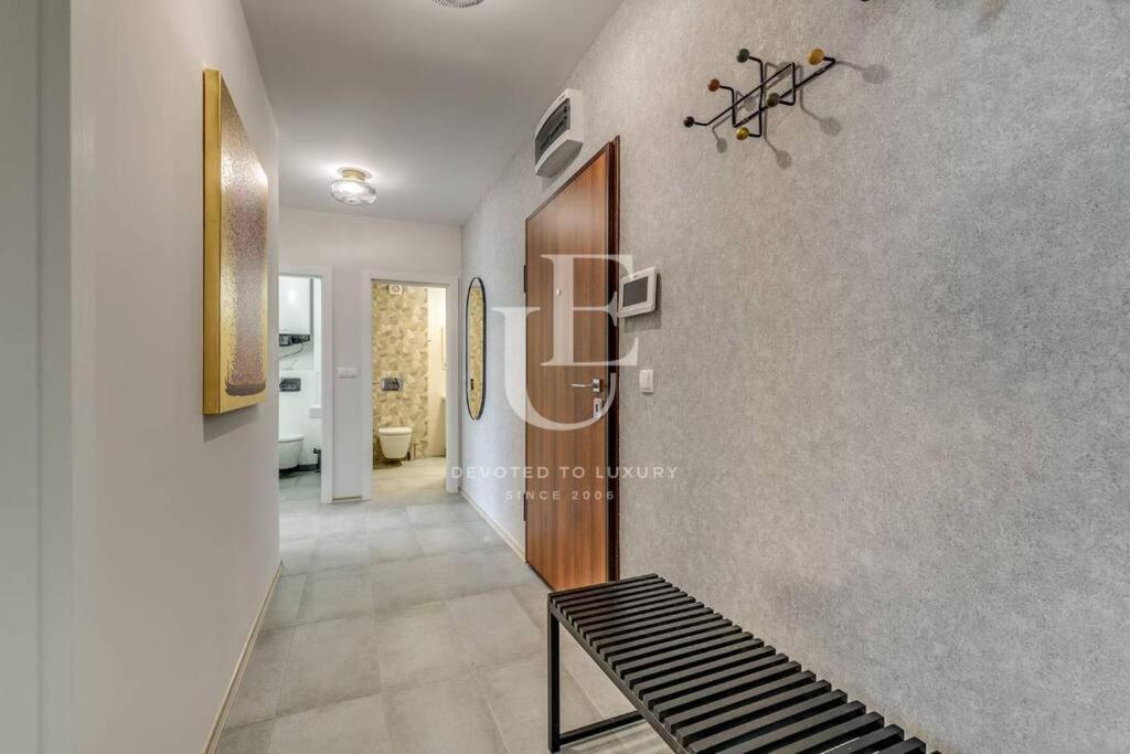 Madrid: A Modern 2-Bedroom Apartment With Parking Софія Екстер'єр фото